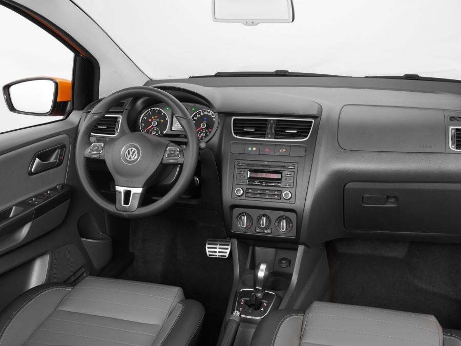  Volkswagen CrossFox 2012 года  (фото 2 из 5)